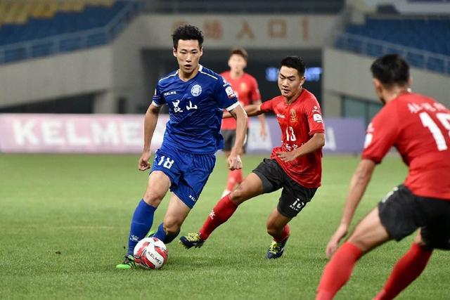 老鹰30分大逆转终结绿军9连胜 尼克斯大胜活塞